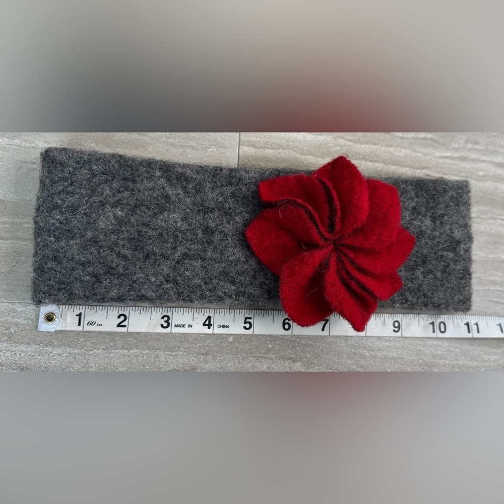 La Fenice 100% Italian Boiled Wool Felted Flower Headband - Picture 4 of 6